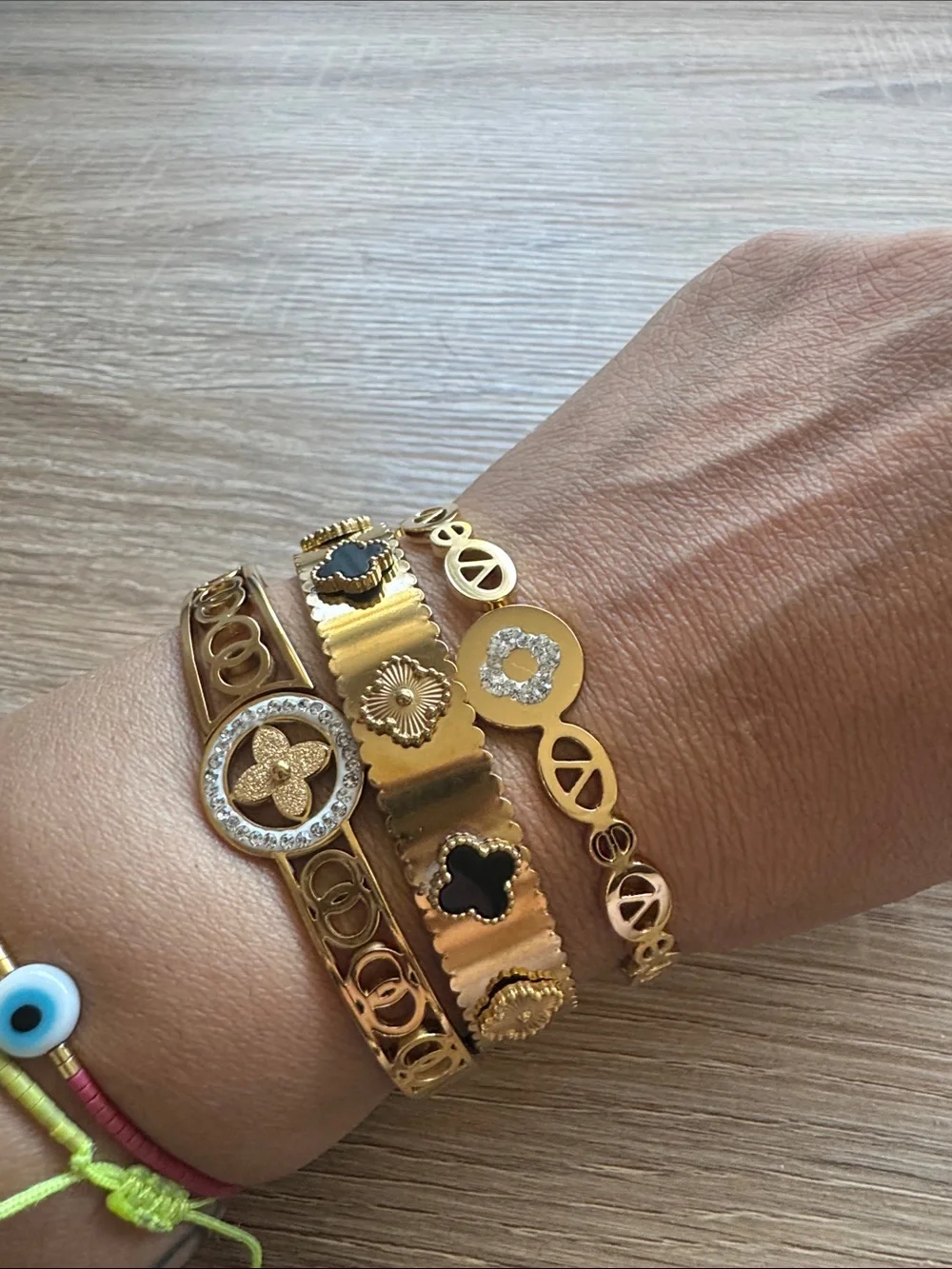 Gold Tone Women's Fashion Bracelet Set - Elegant Floral & Medallion Designs